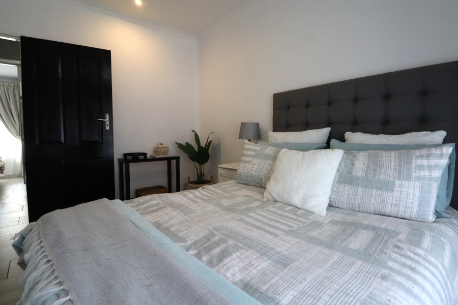 4 Bedroom Property for Sale in Sherwood Eastern Cape